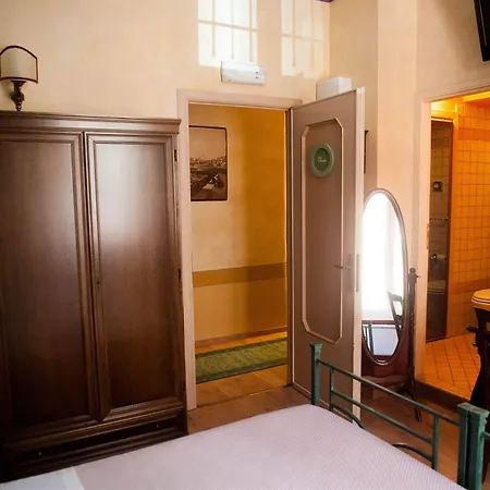 Almes 招待所 罗马