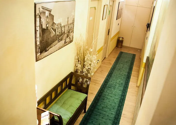 Almes Affittacamere 2*